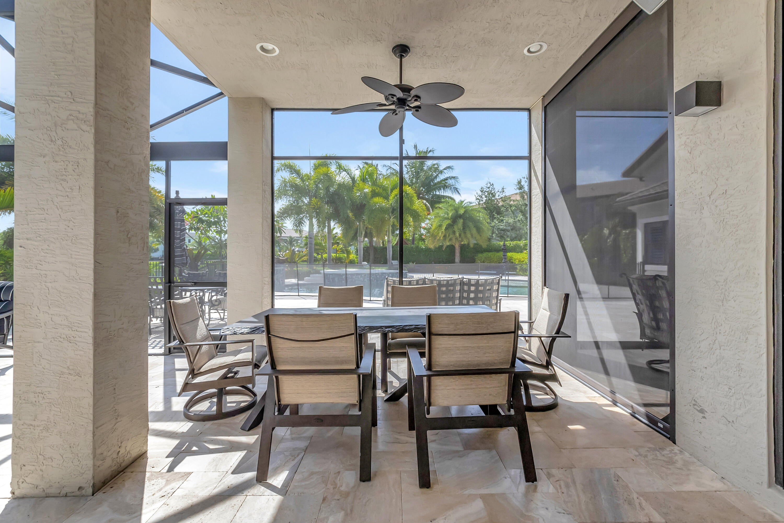 SEVEN BRIDGES - Residential