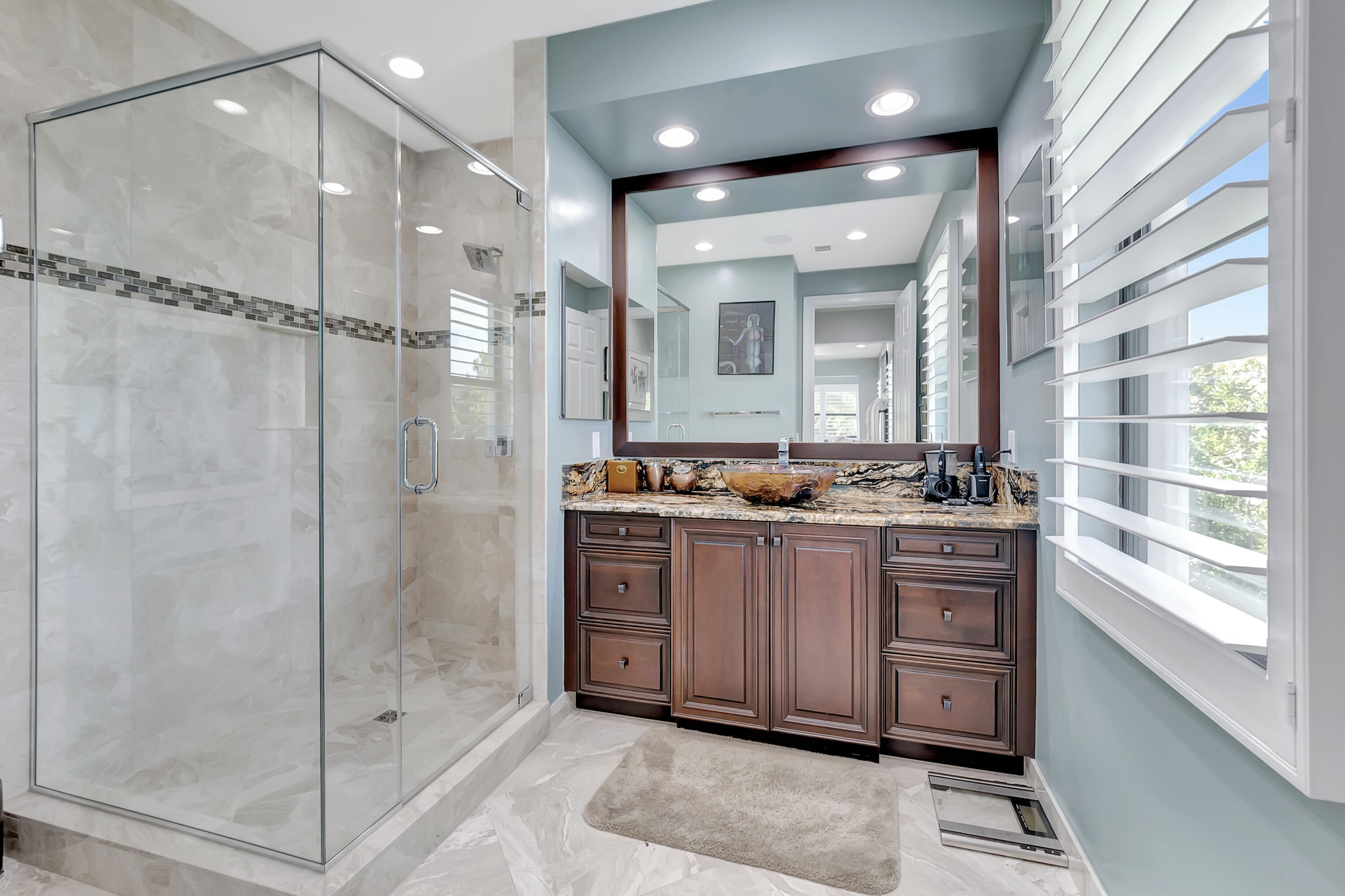 SEVEN BRIDGES - Residential