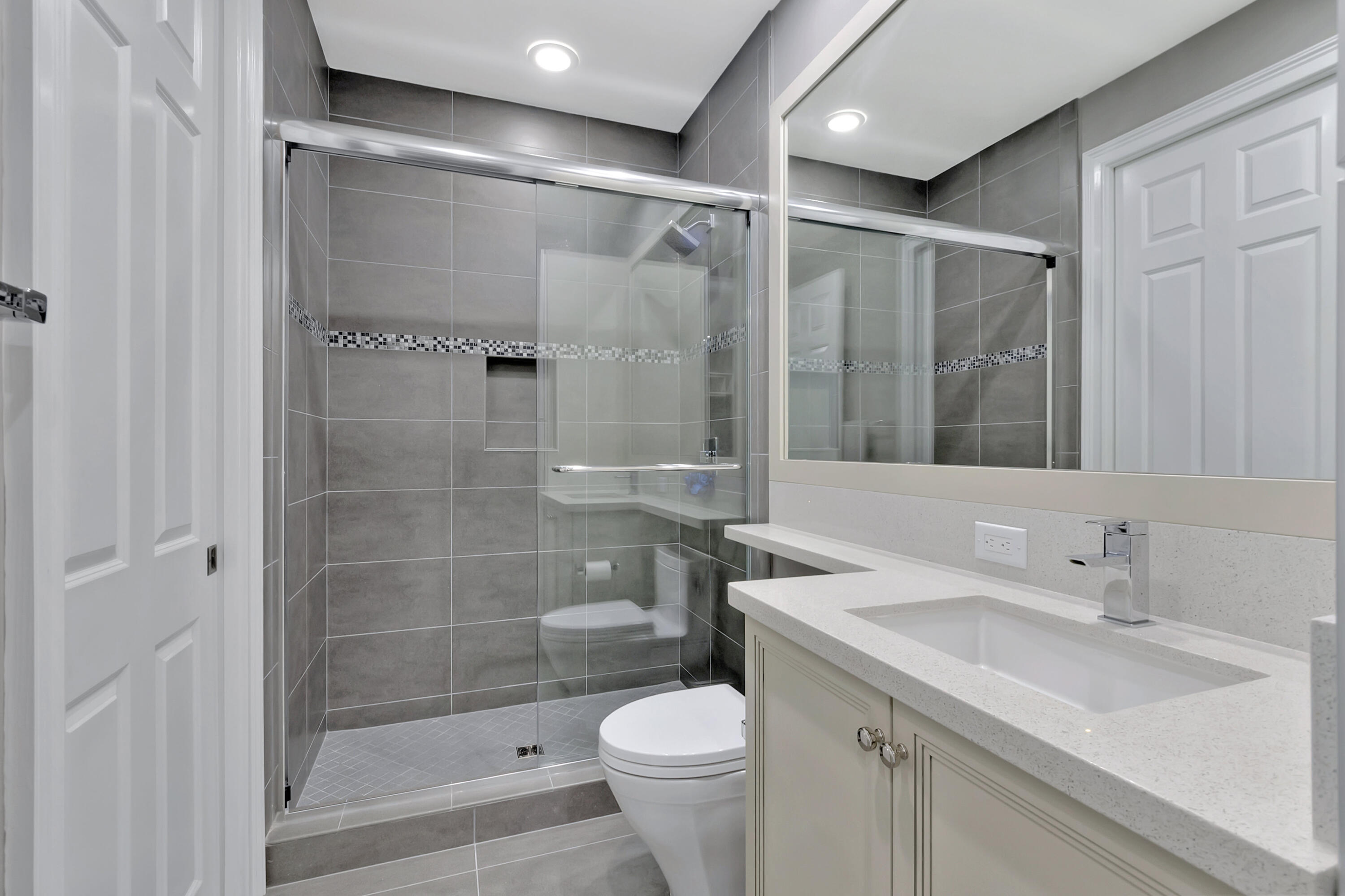 SEVEN BRIDGES - Residential