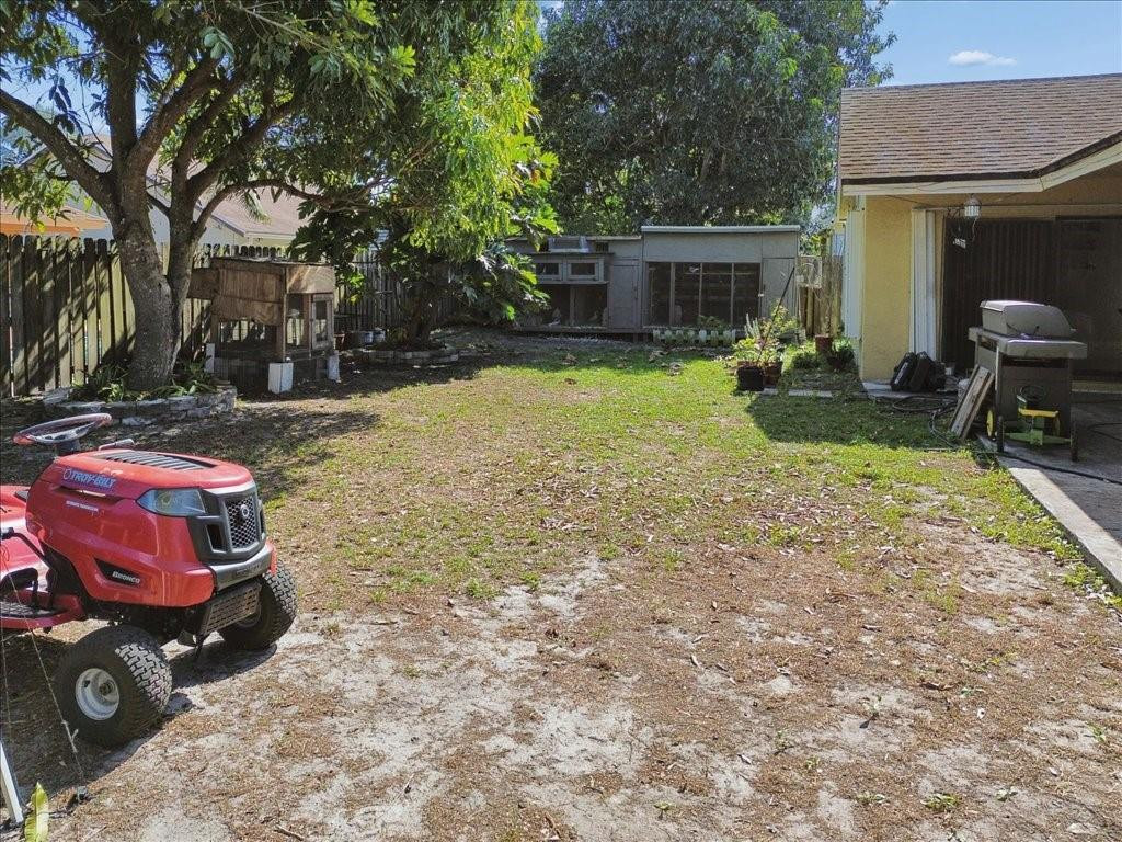 BOULEVARD WOODS EAST - Residential