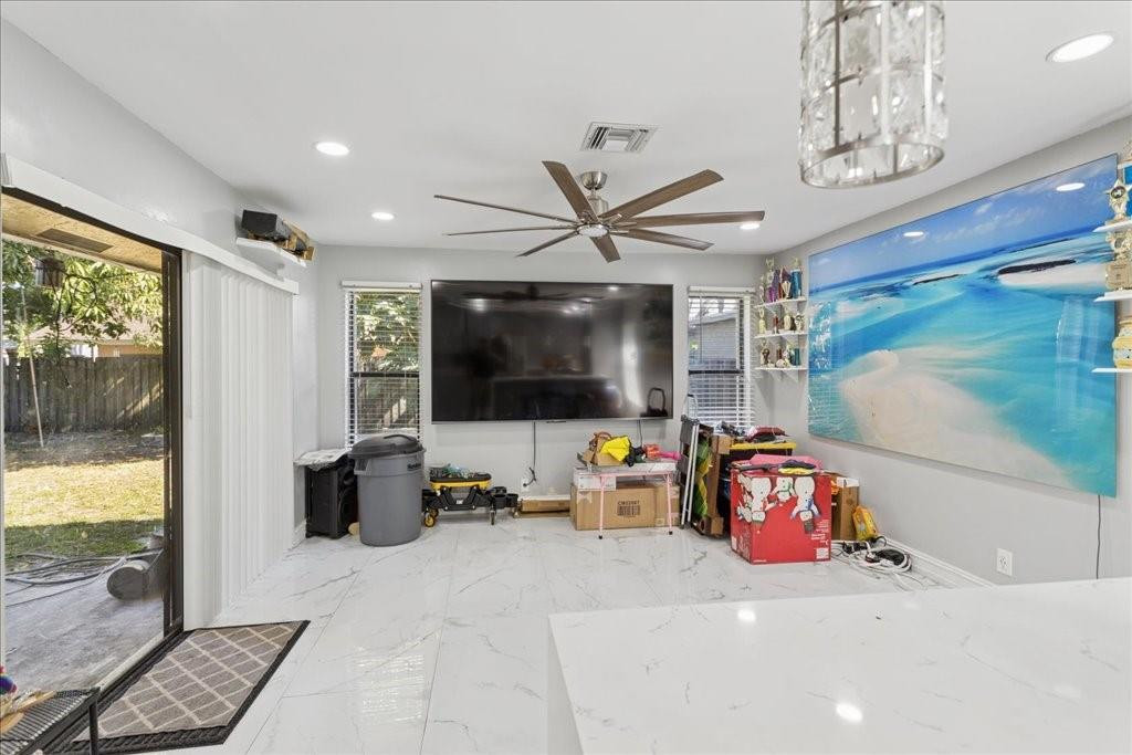 BOULEVARD WOODS EAST - Residential