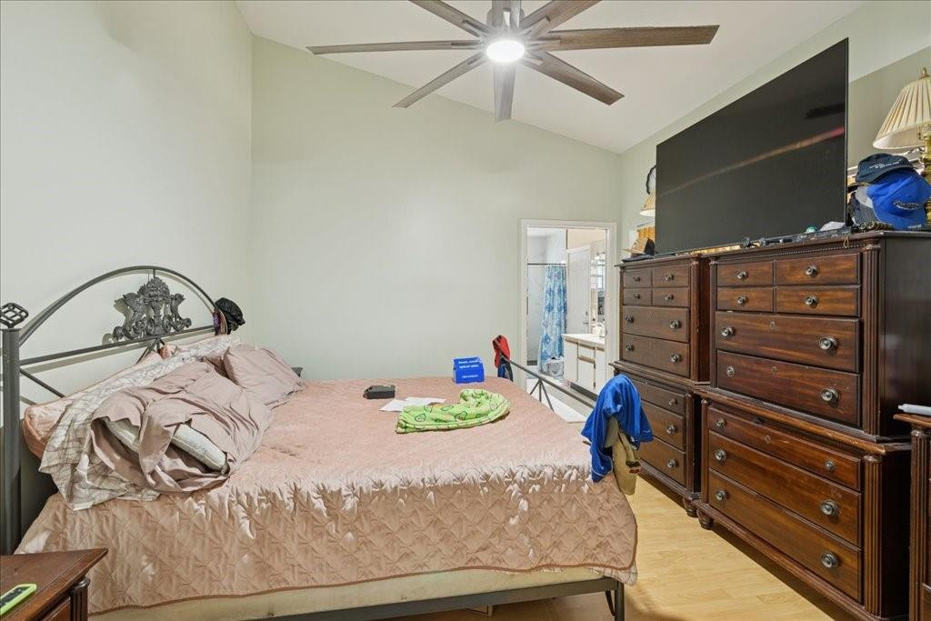 BOULEVARD WOODS EAST - Residential