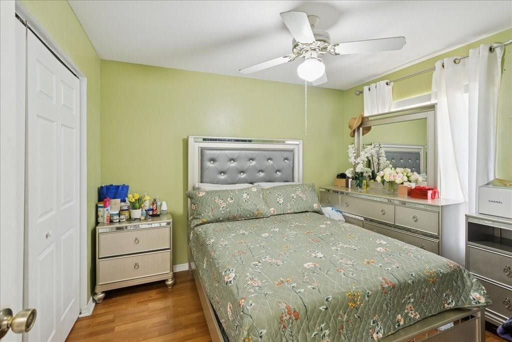 BOULEVARD WOODS EAST - Residential