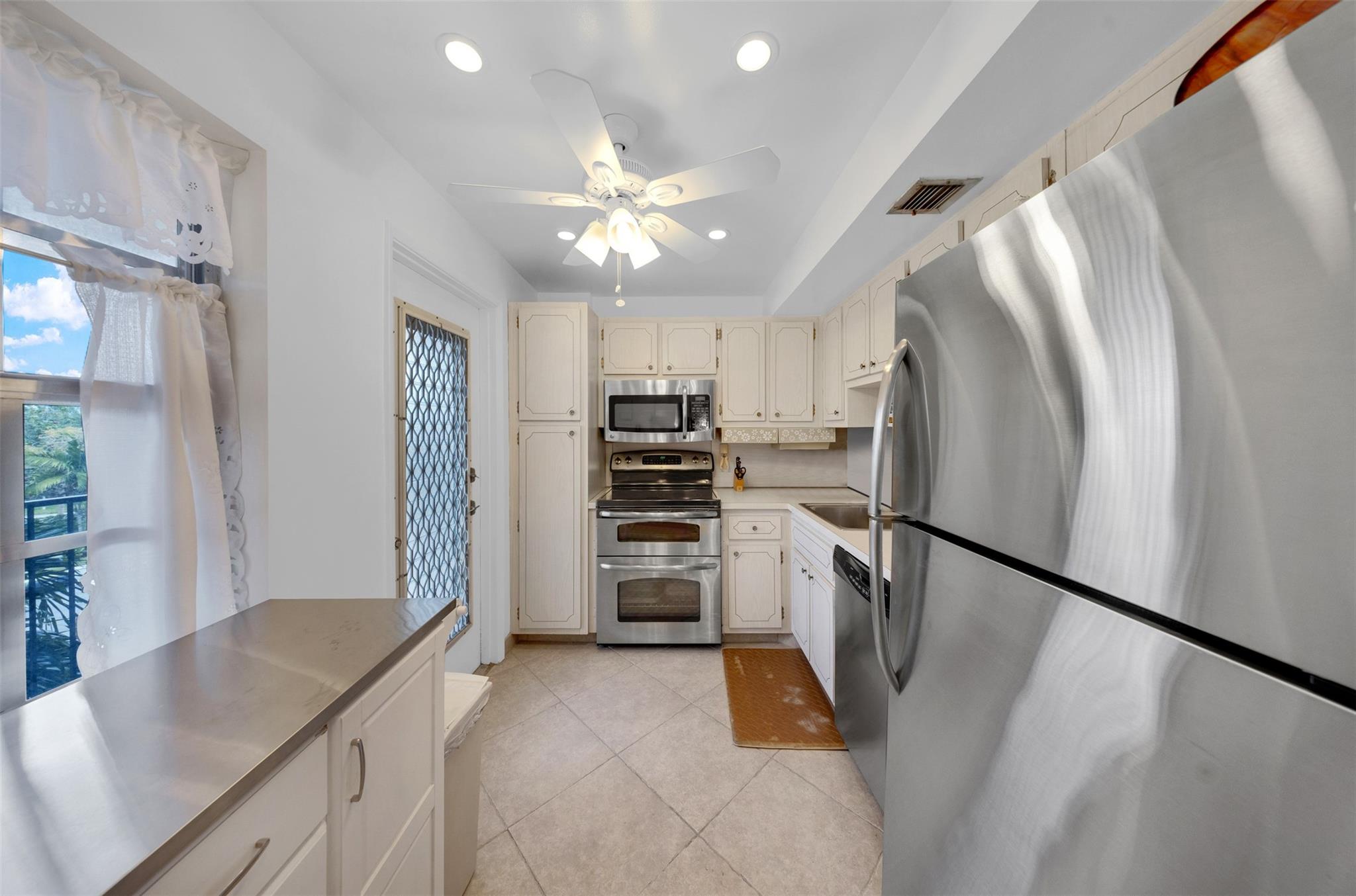 This well-maintained building offers the perfect blend of comfort and lifestyle, with a pool just steps away and walking distance to everything you need. The unit features a highly desirable split floor plan, providing both privacy and functionality. While the apartment invites your personal touch for updates, the layout makes it easy to transform into a sleek, modern home with just a few custom details. One of the most valuable upgrades is already done for you a brand-new A/C unit (2025), ensuring comfort and efficiency for years to come.