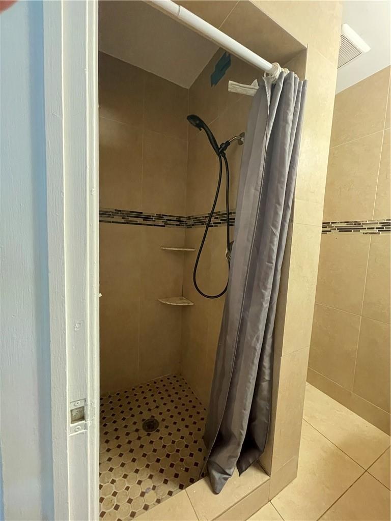 Deerfield Beach 4-4 B - Residential Lease