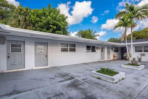 1826 Sherman Street 15 Hollywood FL 33020