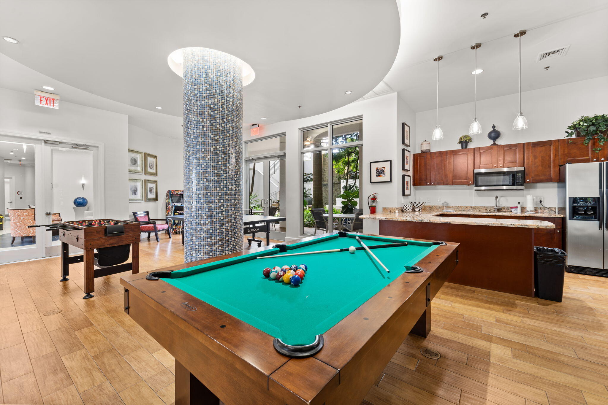 RADIUS CONDO - Residential Lease