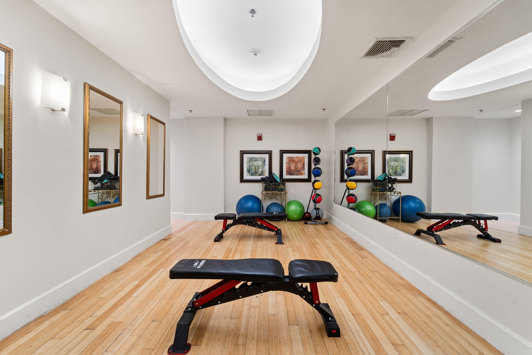 RADIUS CONDO - Residential Lease