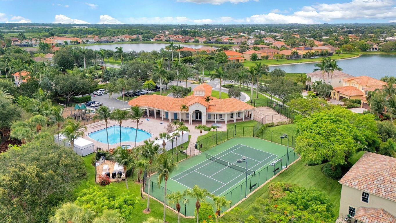 OAKMONT ESTATES PUD - Residential