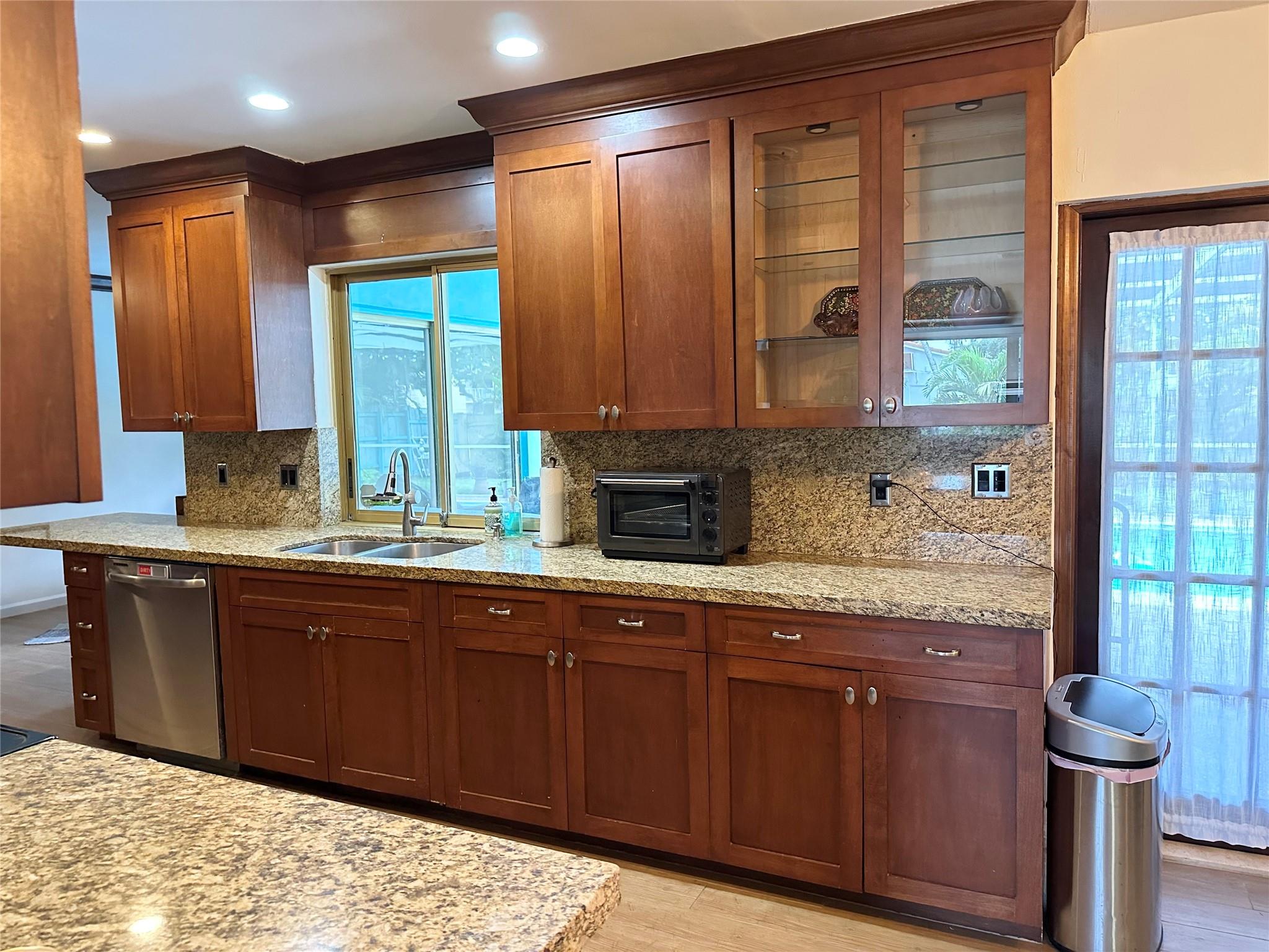 SHERIDAN HILLS SEC ONE - Residential