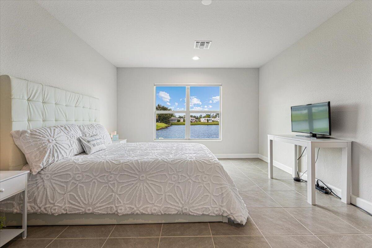 Spanish Lakes Riverside - Residential