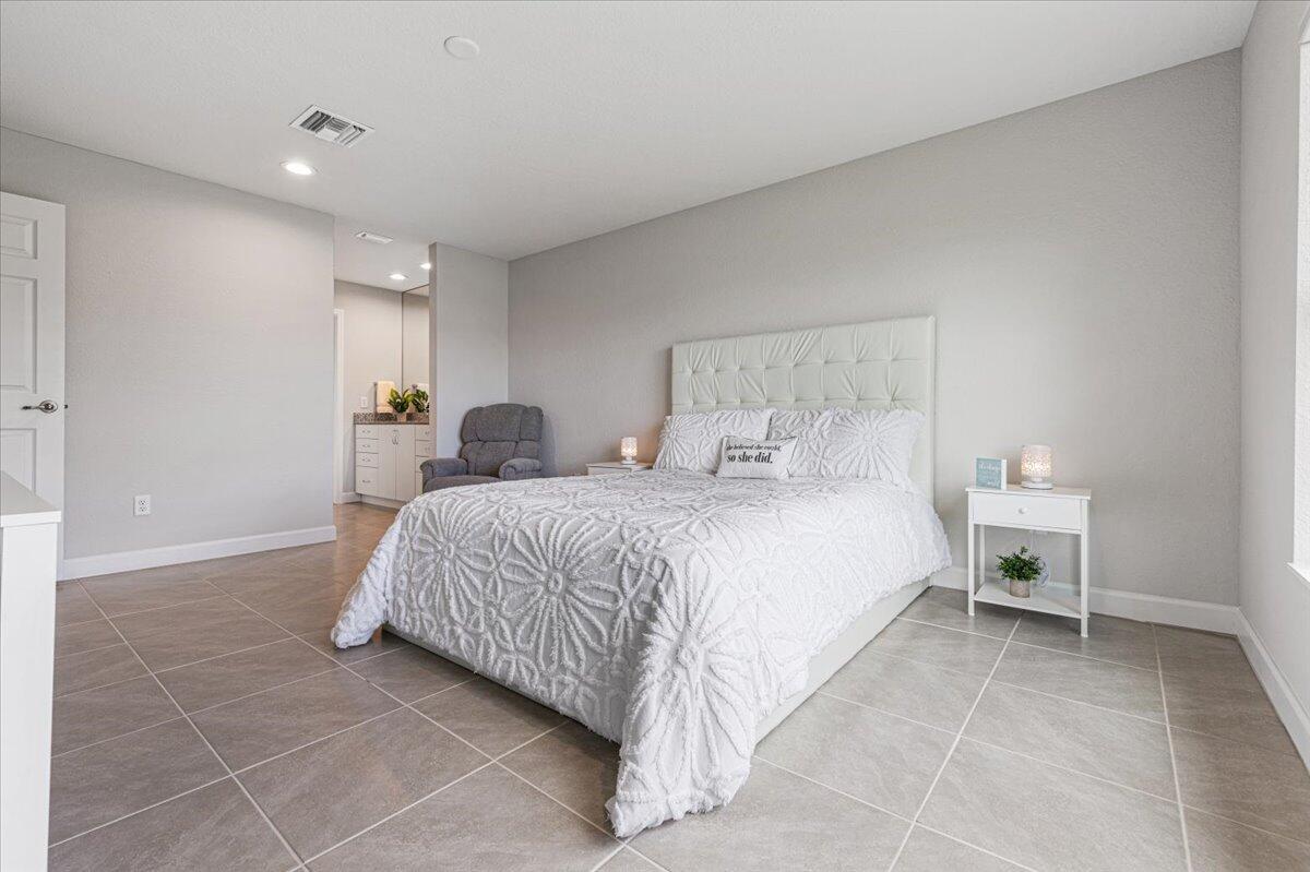 Spanish Lakes Riverside - Residential