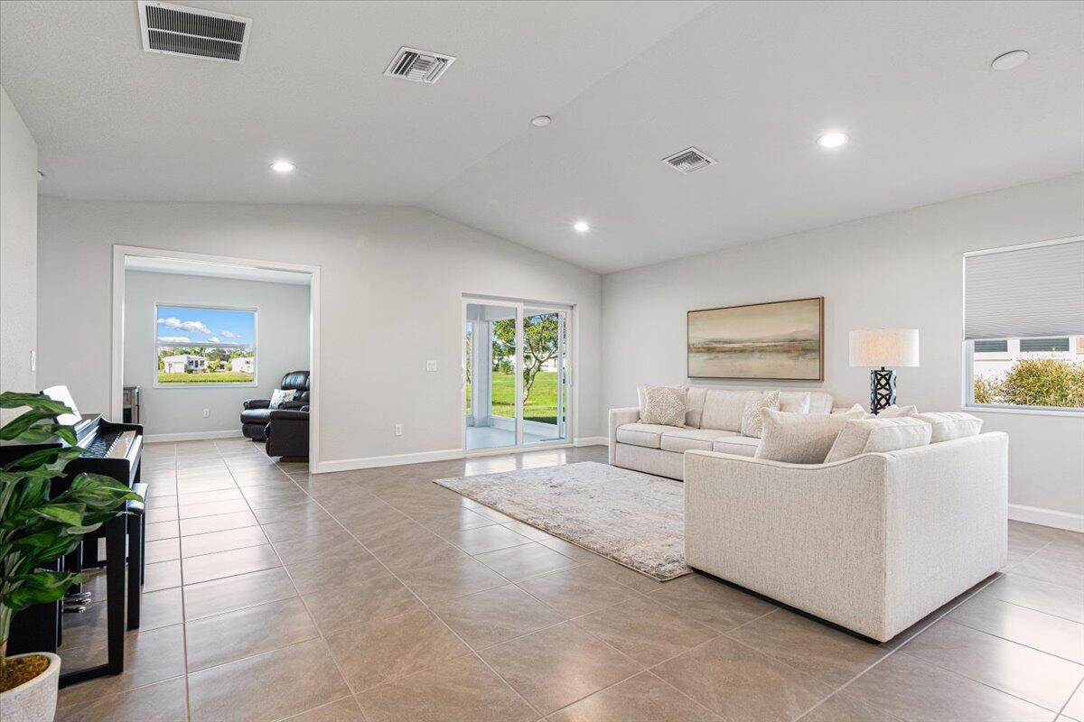 Spanish Lakes Riverside - Residential