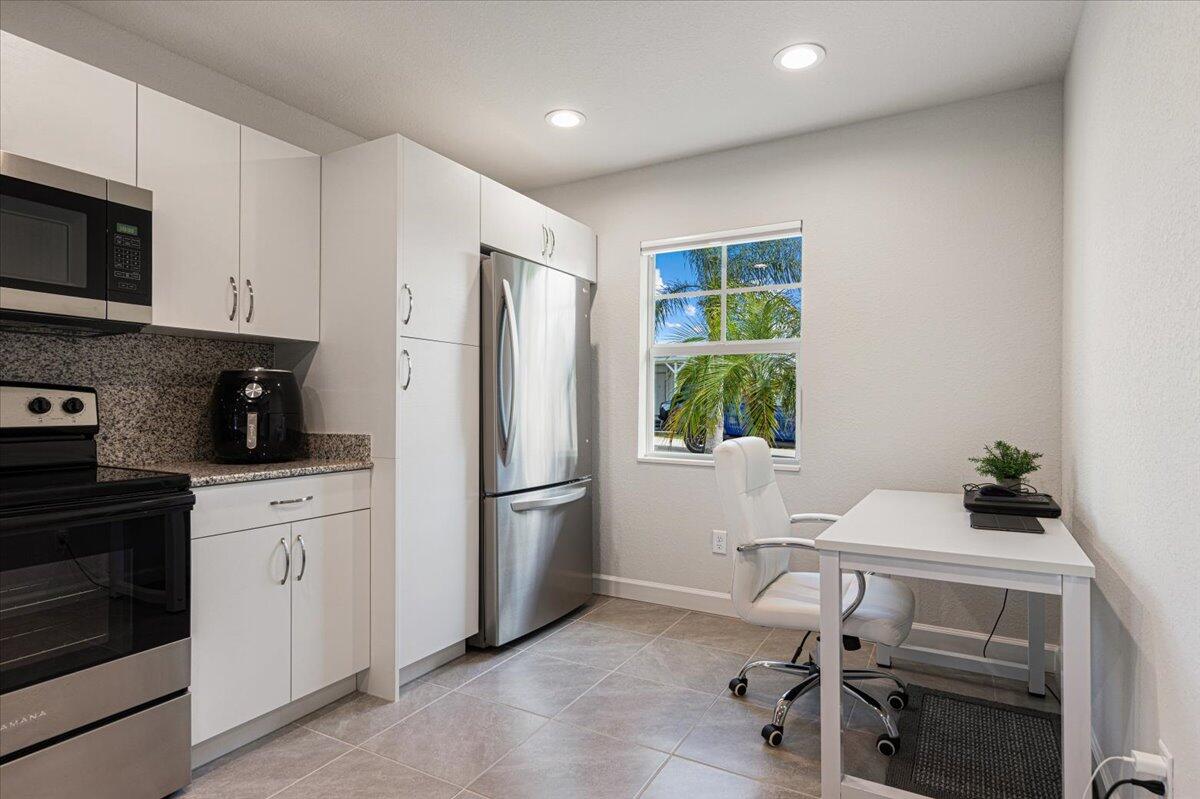 Spanish Lakes Riverside - Residential