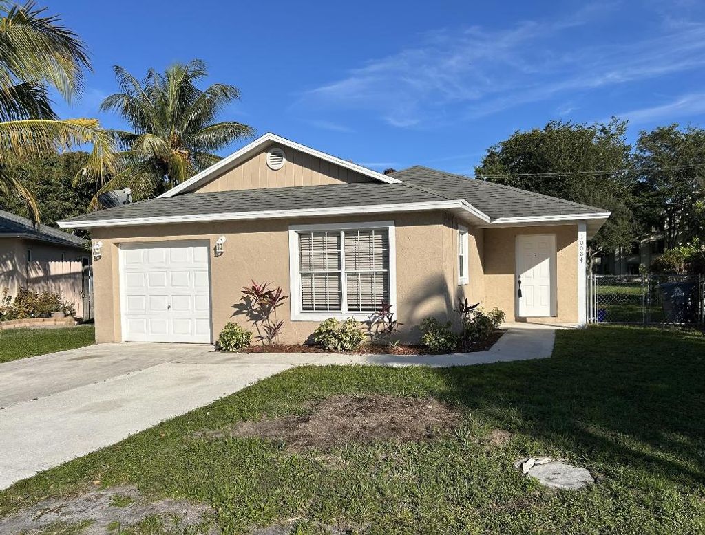 Photo of 10084 Boynton Place Circle, Boynton Beach, FL 33437 (MLS # R11135743)