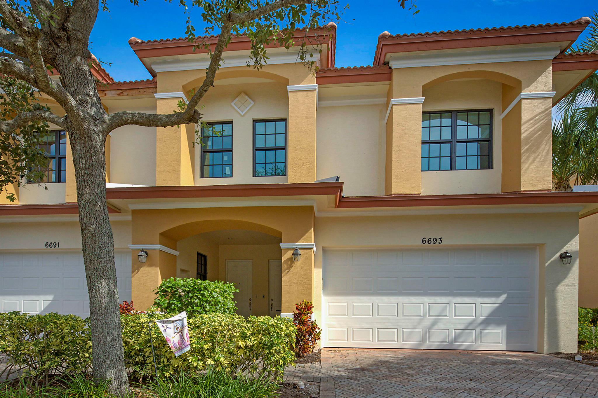 WOODMILL POND CONDO - Residential