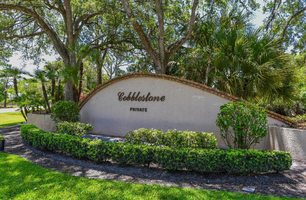 Photo of 1015 SW Squire Johns Lane, Palm City, FL 34990 (MLS # R10979284)