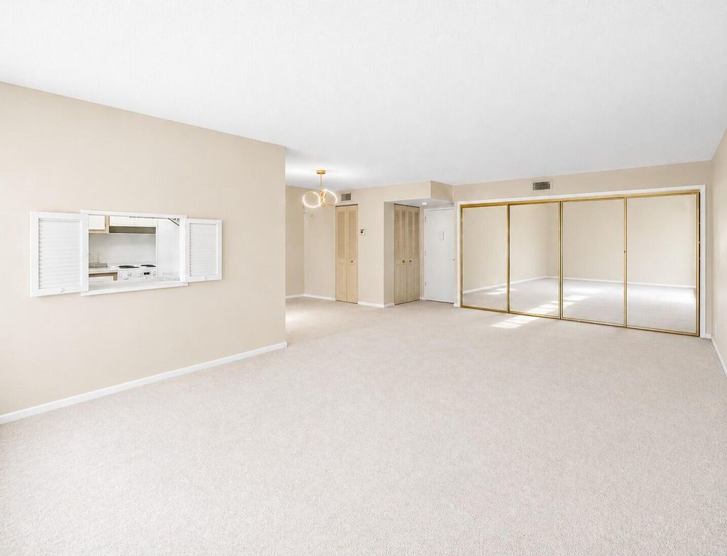 Photo of 2500 NE 48th Lane #308, Fort Lauderdale, FL 33308 (MLS # B26003567)