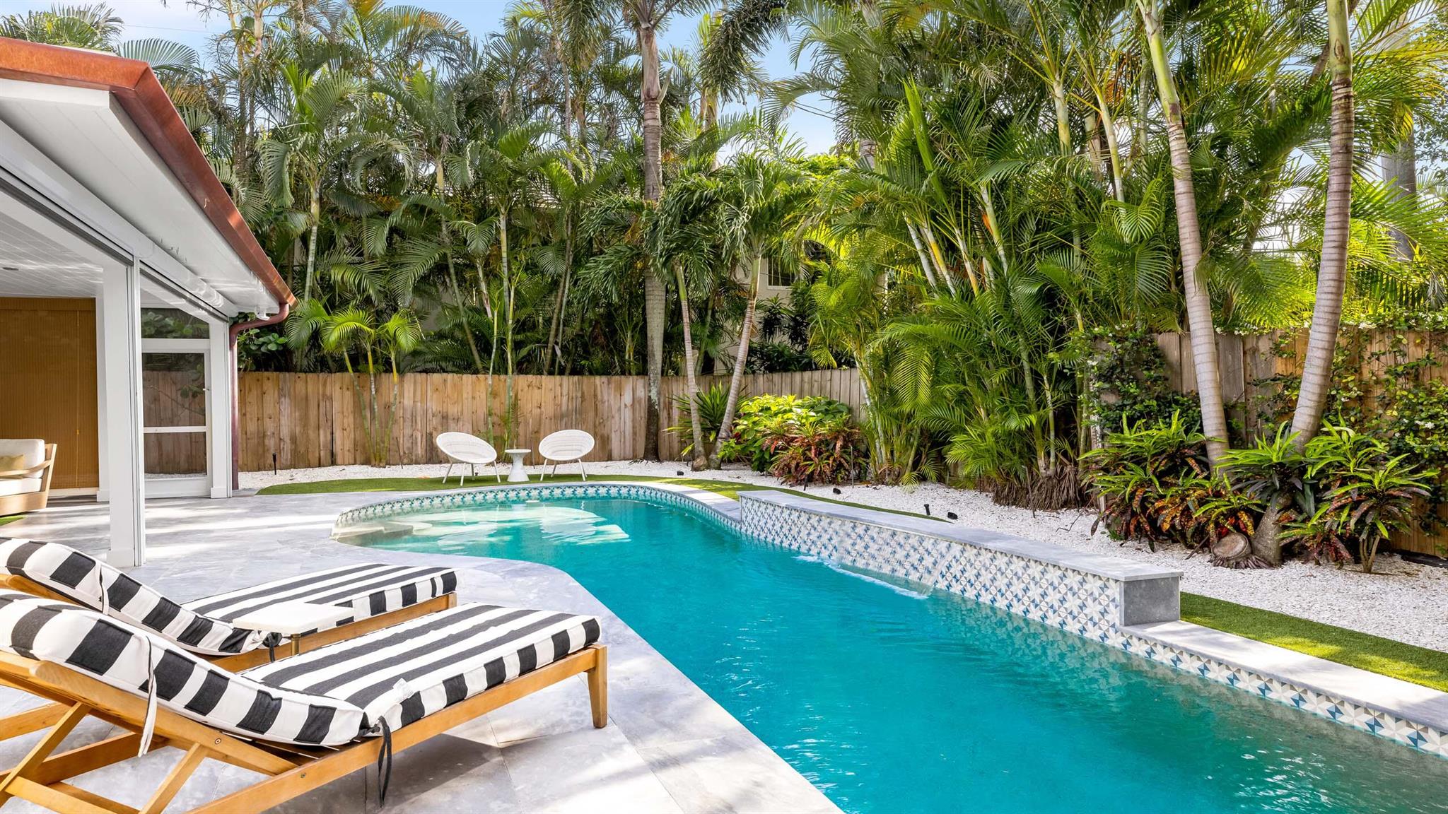 DELRAY BEACH ESPLANADE - Residential