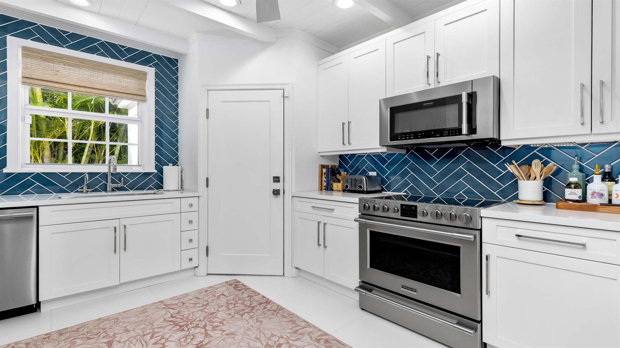 DELRAY BEACH ESPLANADE - Residential