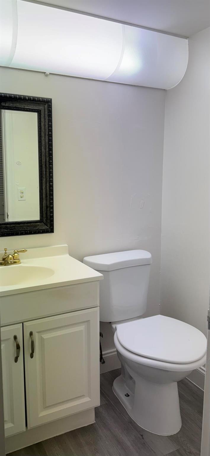 View photos, virtual tours, details... 356 S Southampton C