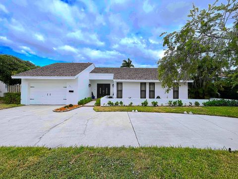 A home in Lighthouse Point