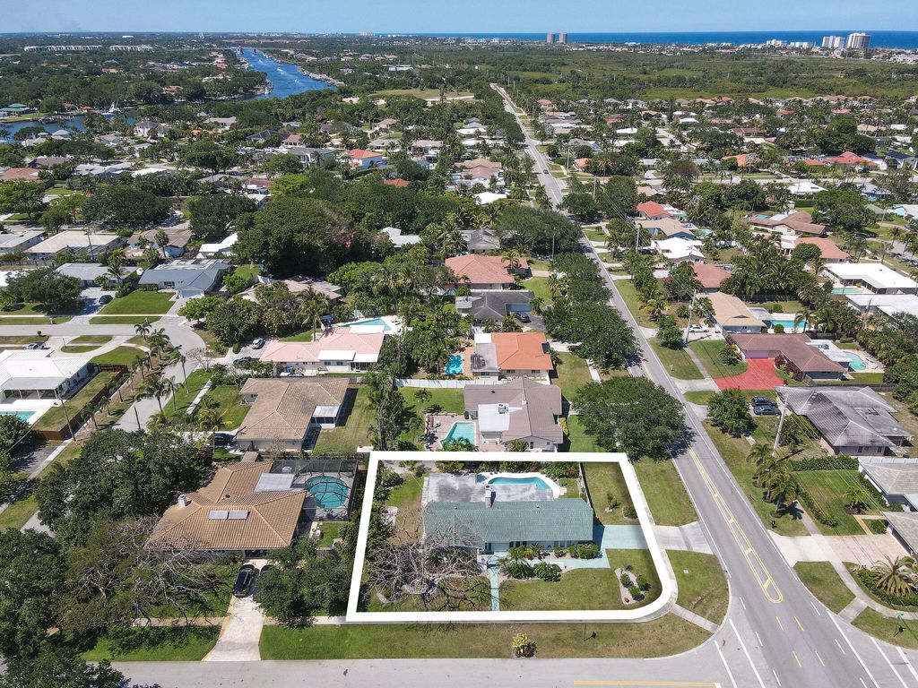 Photo of 2013 Ardley Road, North Palm Beach, FL 33408 (MLS # R10978516)