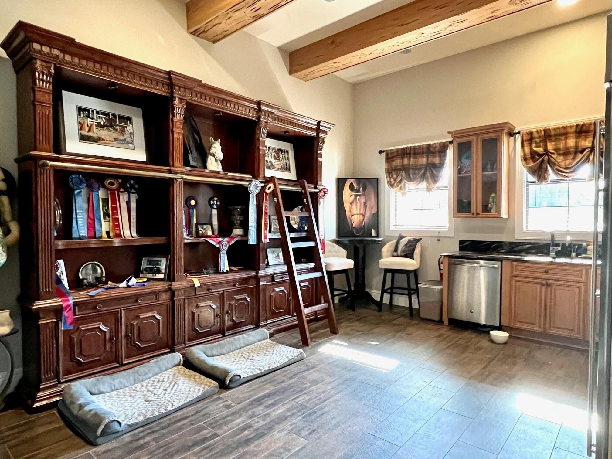 PADDOCK PARK 2 OF WELLING - Residential