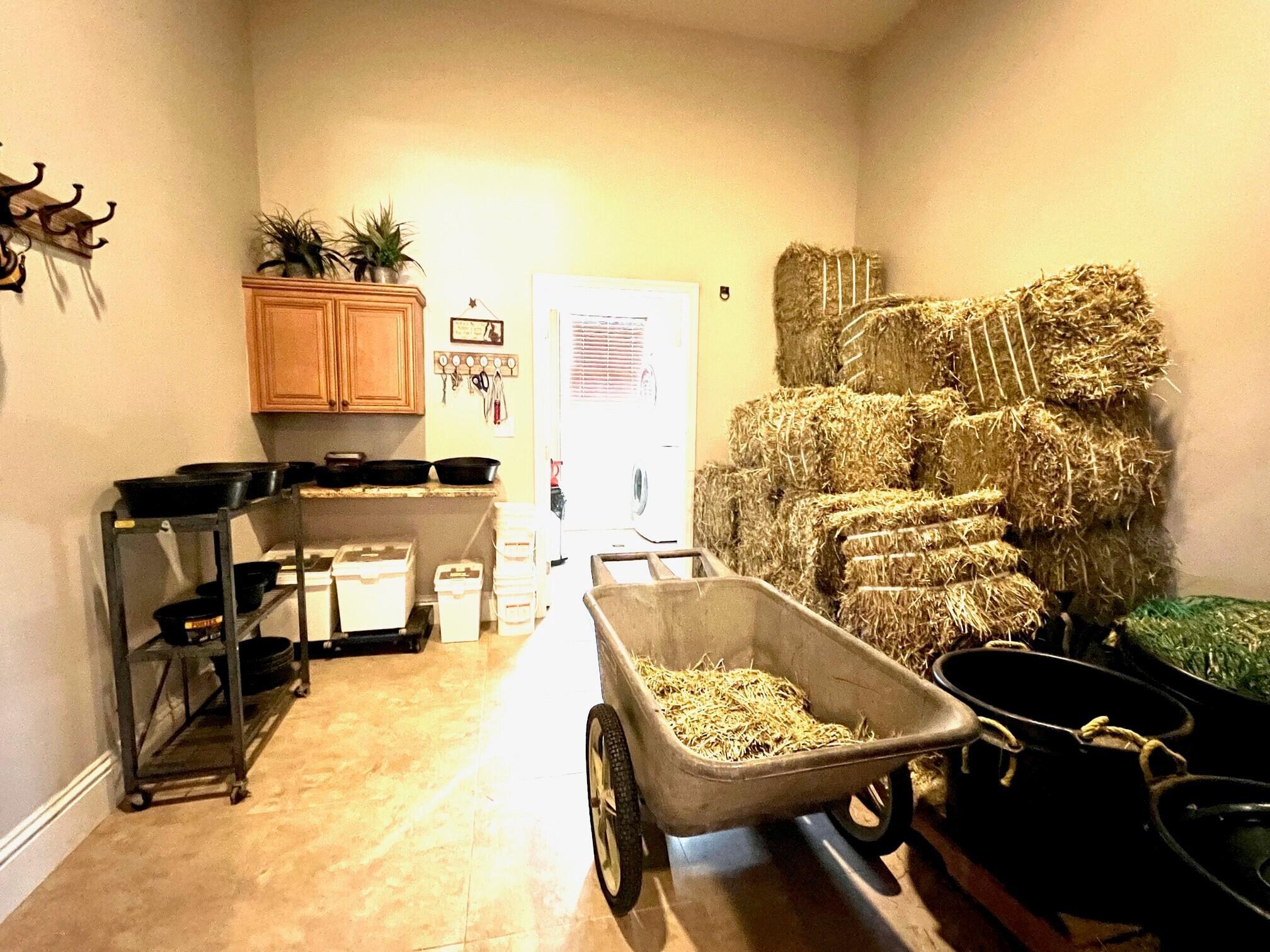 PADDOCK PARK 2 OF WELLING - Residential