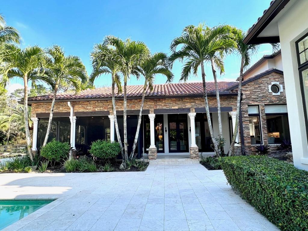 PADDOCK PARK 2 OF WELLINGTON - Residential