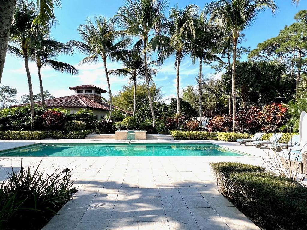 PADDOCK PARK 2 OF WELLINGTON - Residential