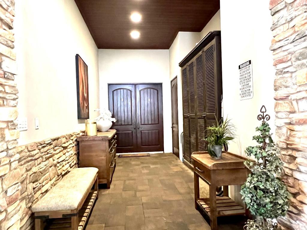 PADDOCK PARK 2 OF WELLINGTON - Residential