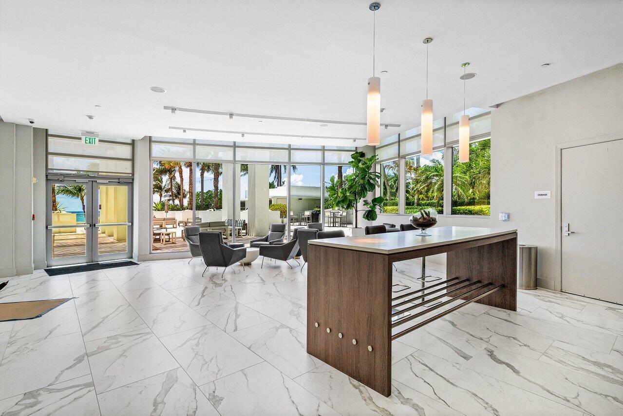 DIPLOMAT OCEANFRONT RESID - Residential