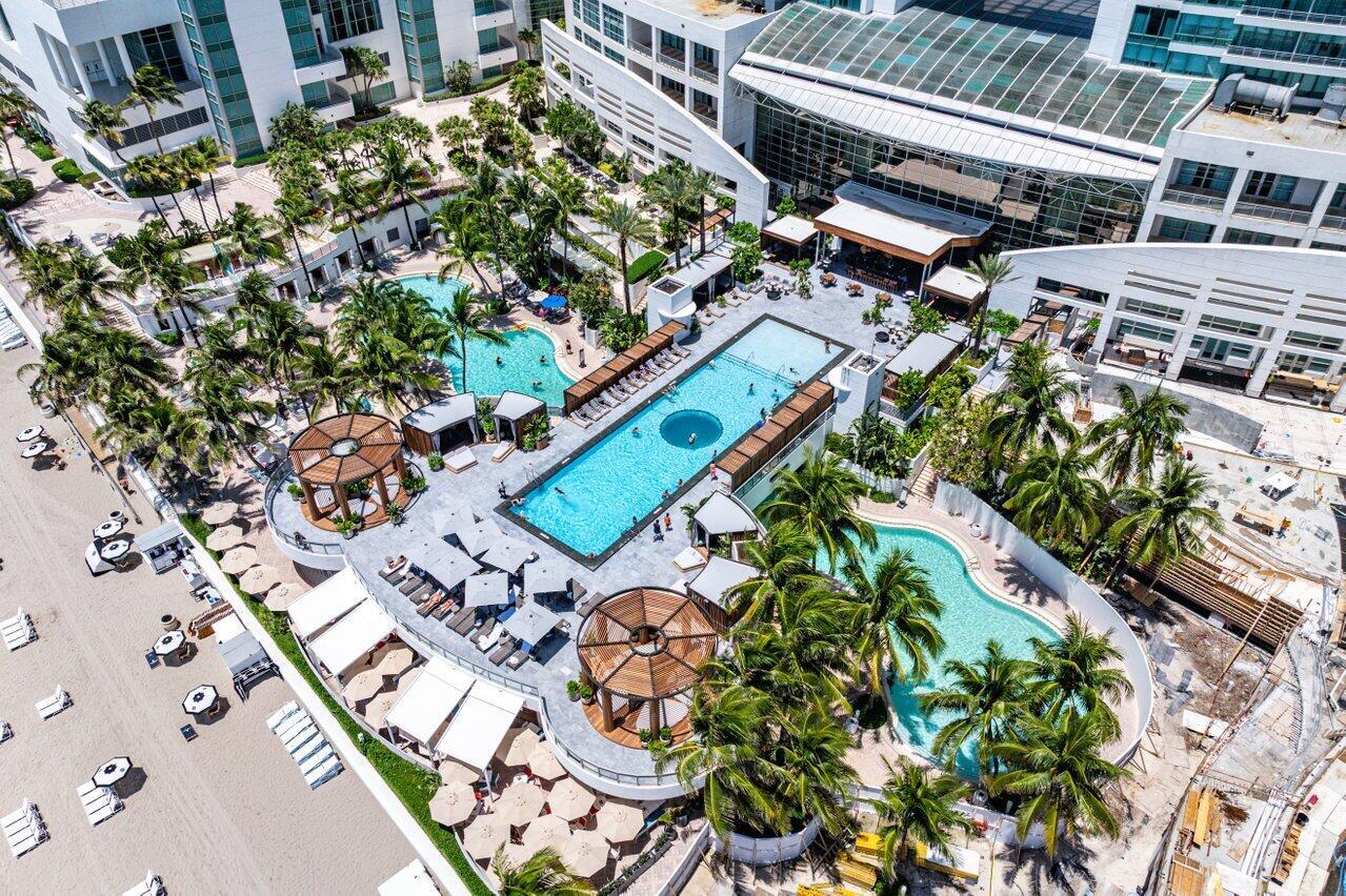 DIPLOMAT OCEANFRONT RESID - Residential