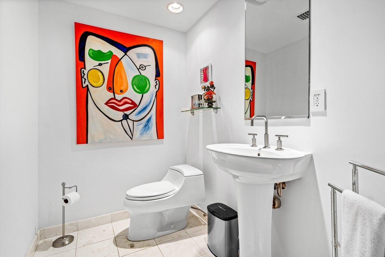 DIPLOMAT OCEANFRONT RESID - Residential