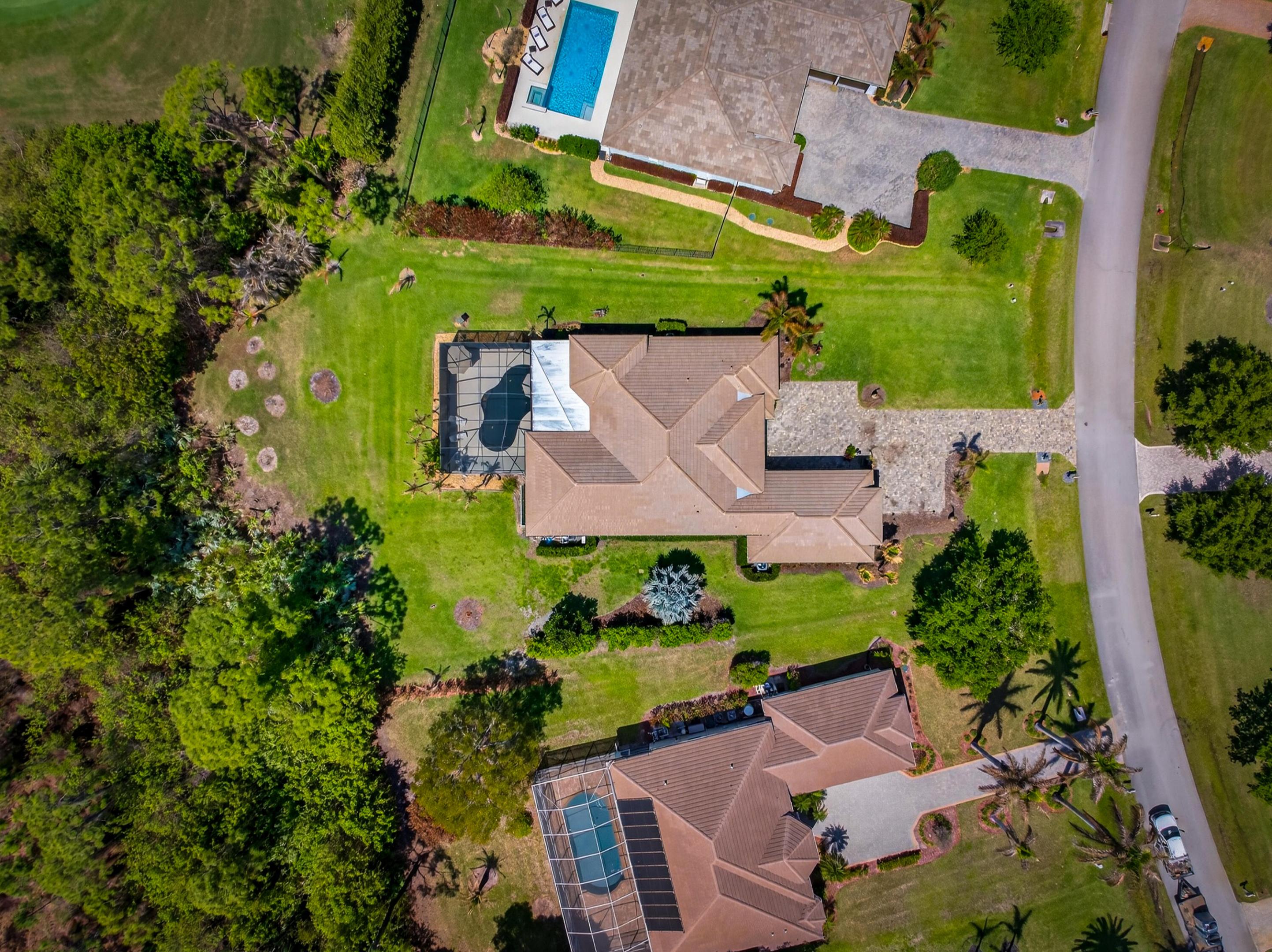 523 SW Squire Johns Lane