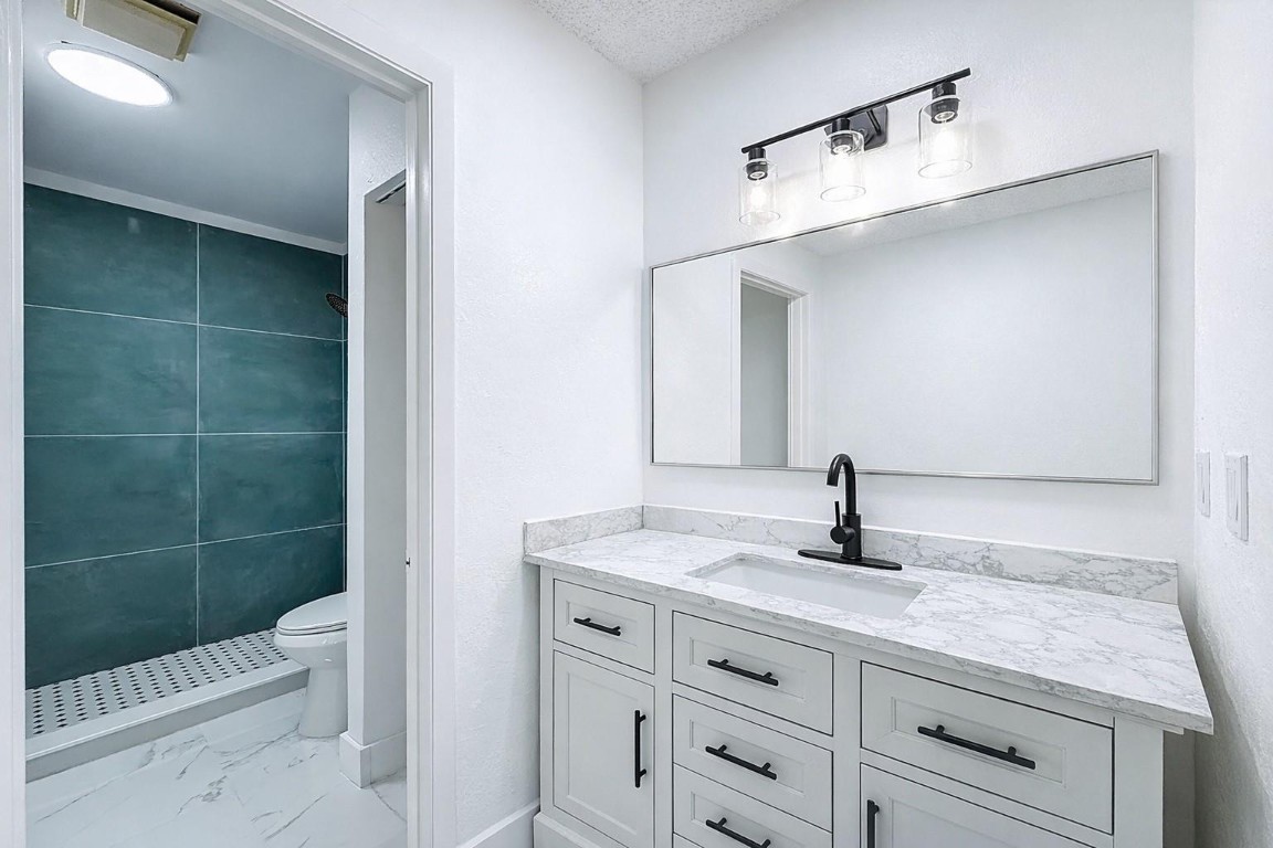 Country Lake - Residential