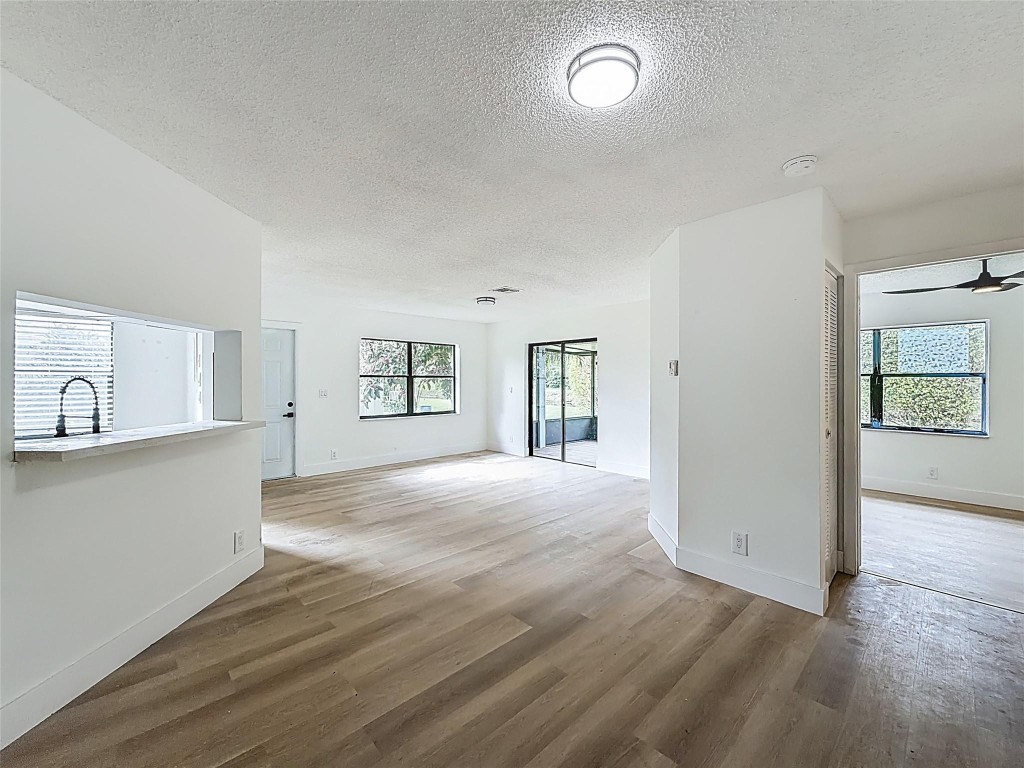 Country Lake - Residential