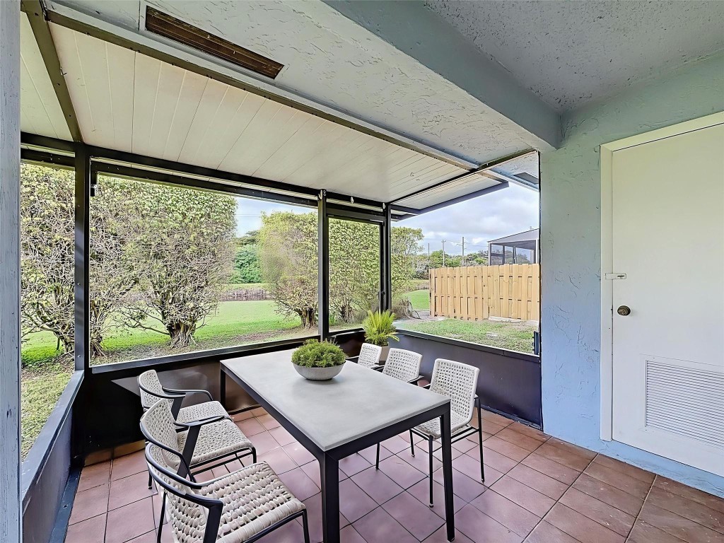 Country Lake - Residential