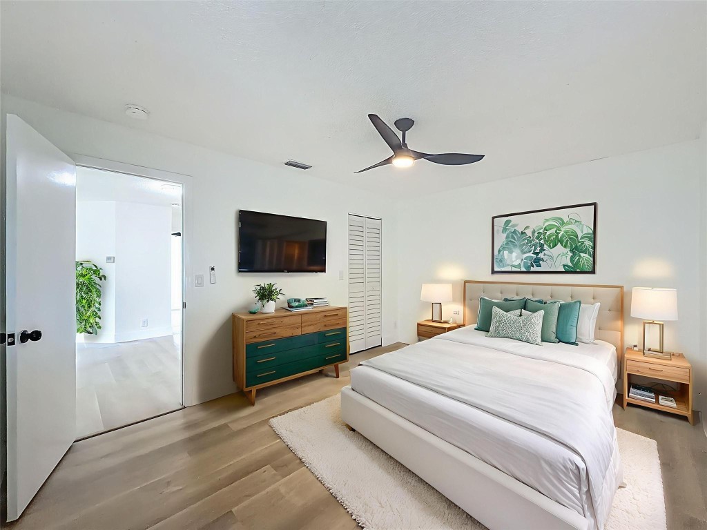 Country Lake - Residential