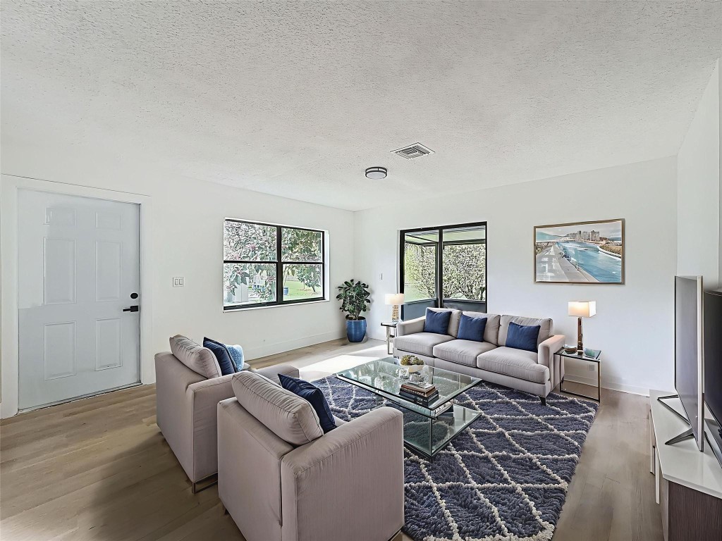 Country Lake - Residential