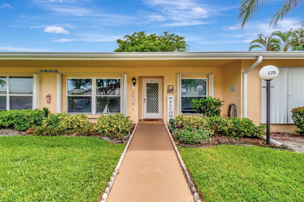 Photo of 1721 NW 19th Terrace #45-C, Delray Beach, FL 33445 (MLS # R11025652)