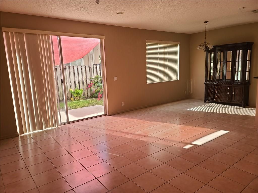 Photo of 5111 Meadow Oaks Dr, Coconut Creek, FL 33073 (MLS # F10276741)