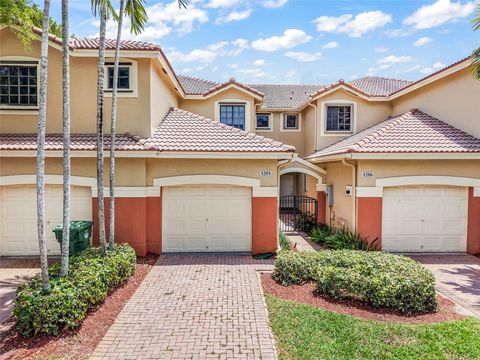 4204 Vineyard Cir Weston FL 33332