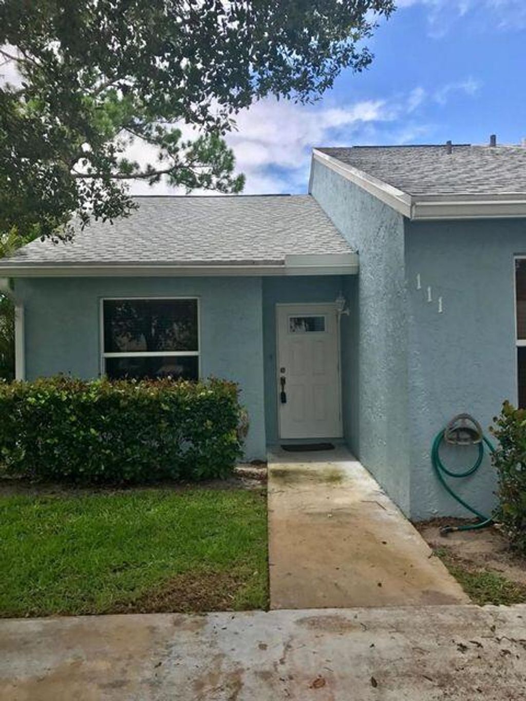 Photo of 111 Oakwood Drive, Jupiter, FL 33458 (MLS # R10772330)