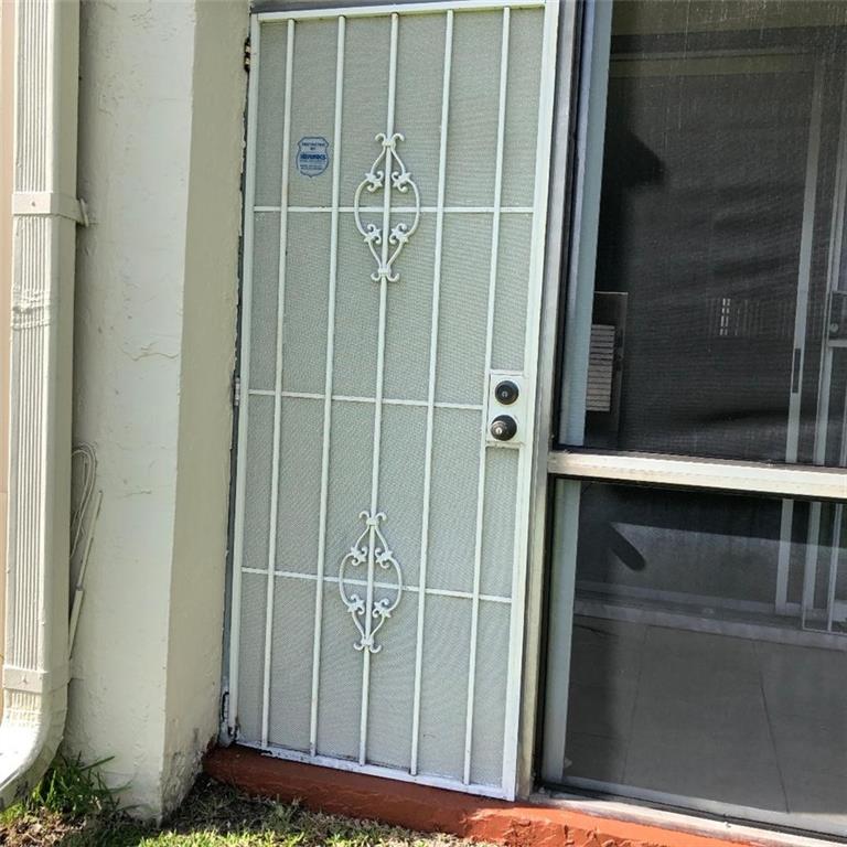 HOLLYBROOK - Residential