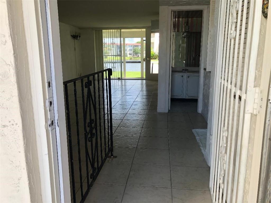 HOLLYBROOK - Residential