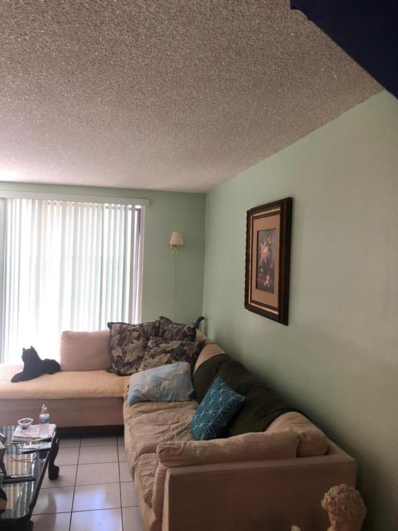 MANGO HILL CONDO NO 2 - Residential