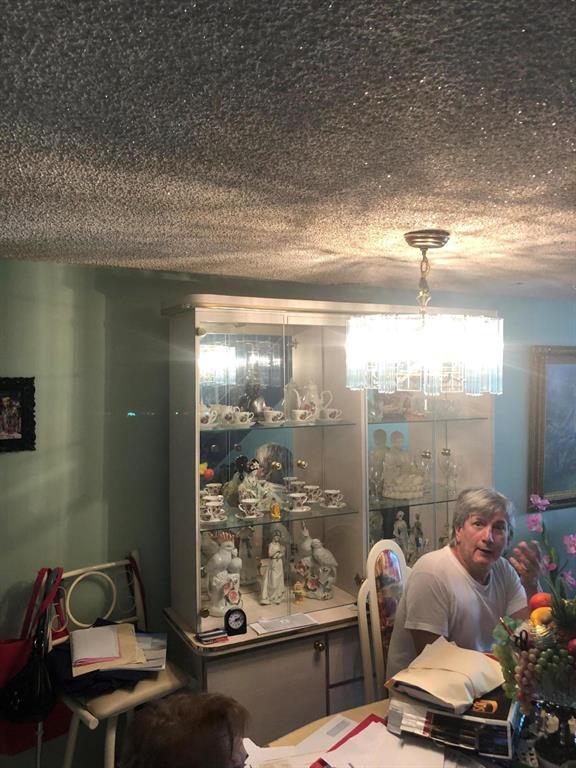 MANGO HILL CONDO NO 2 - Residential