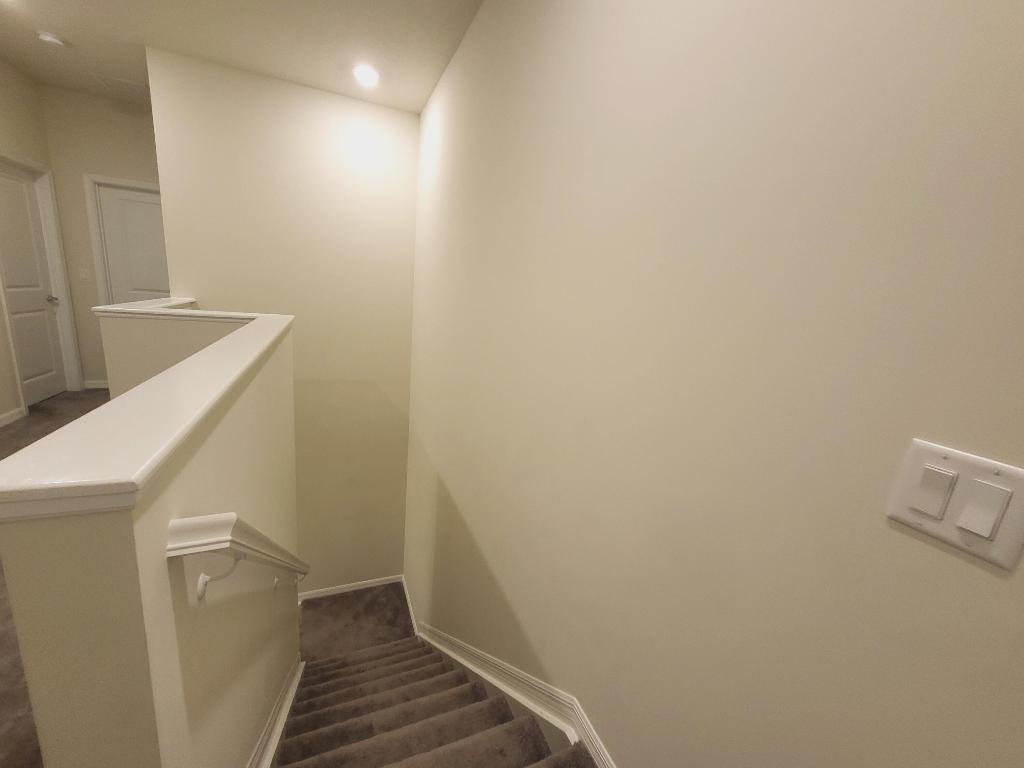 PRESTON SQUARE - Residential Lease